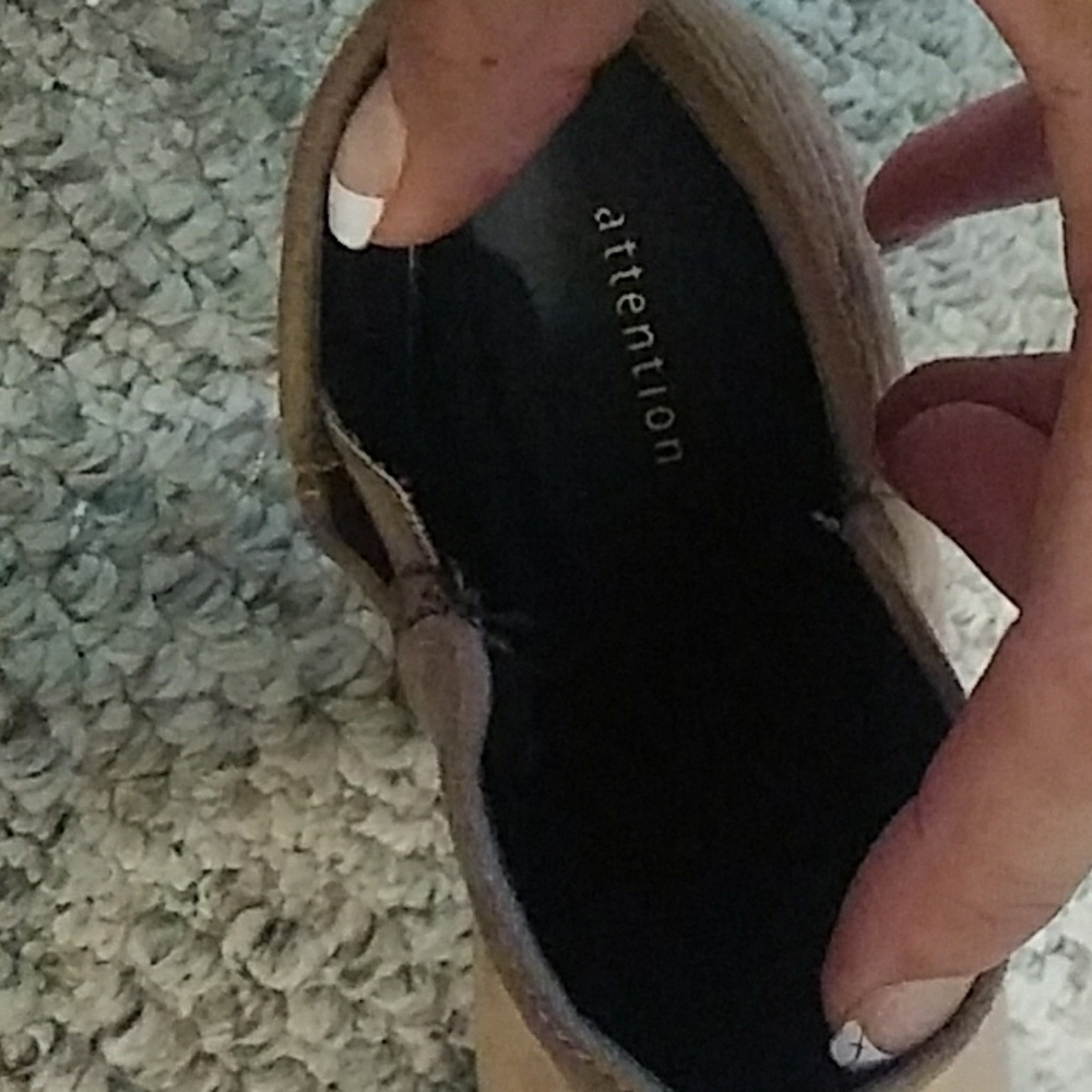 💗Tan Attention Shoes💢 - Picture 4 of 8